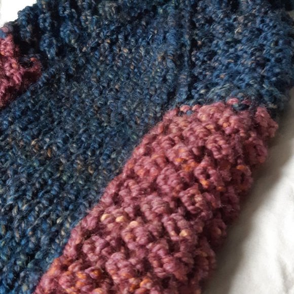 S Fig & Spruce Colorblock Dog Sweater - Picture 6 of 11